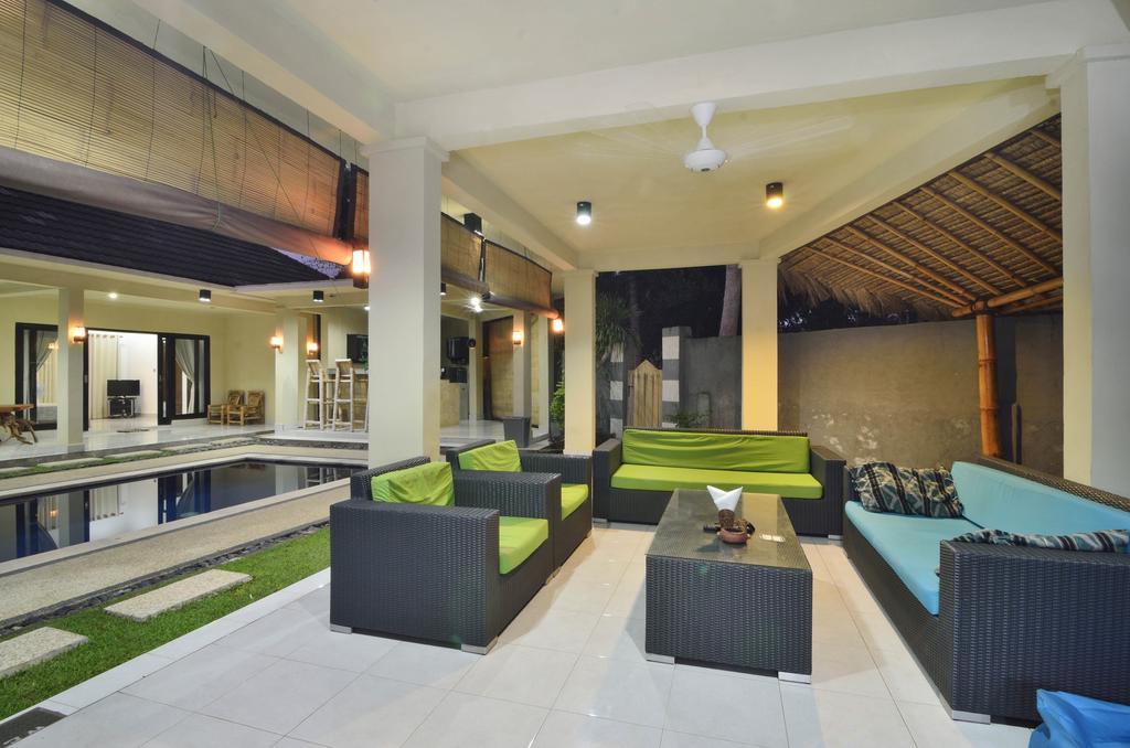 Santai Villa Kuta  Δωμάτιο φωτογραφία