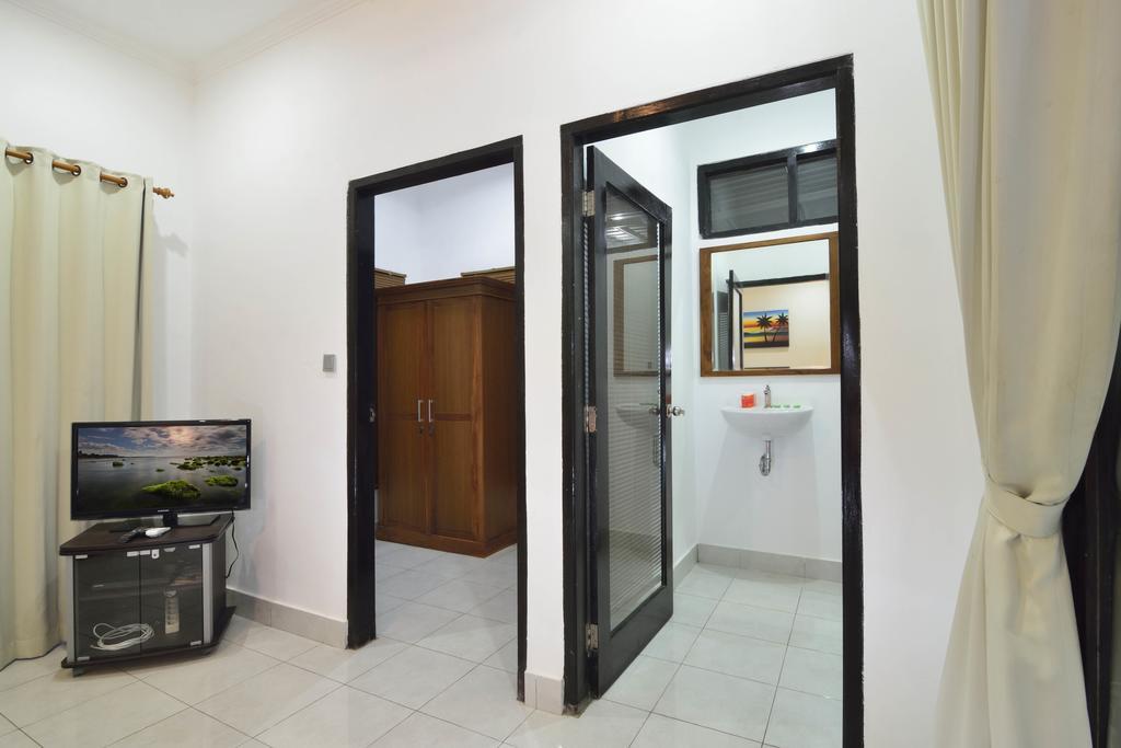 Santai Villa Kuta  Δωμάτιο φωτογραφία