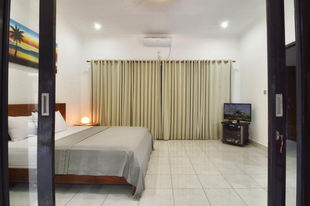 Santai Villa Kuta  Δωμάτιο φωτογραφία